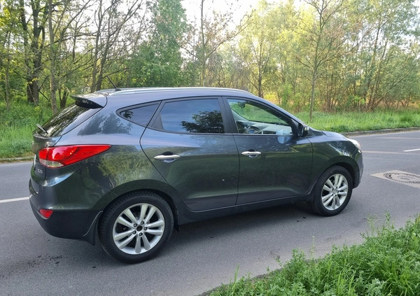 Hyundai ix35 cena 39300 przebieg: 171000, rok produkcji 2010 z Poznań małe 301